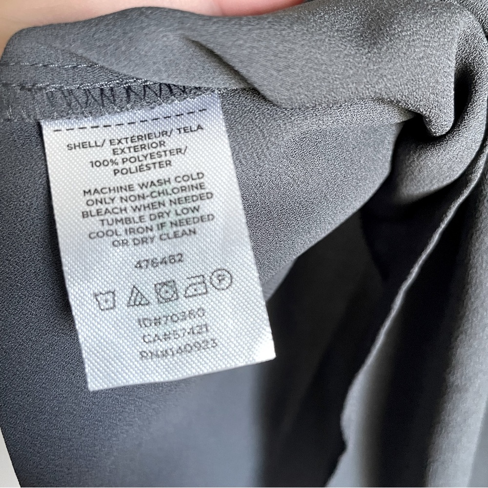 Gray Loft Top With Button-Down Back - image 5